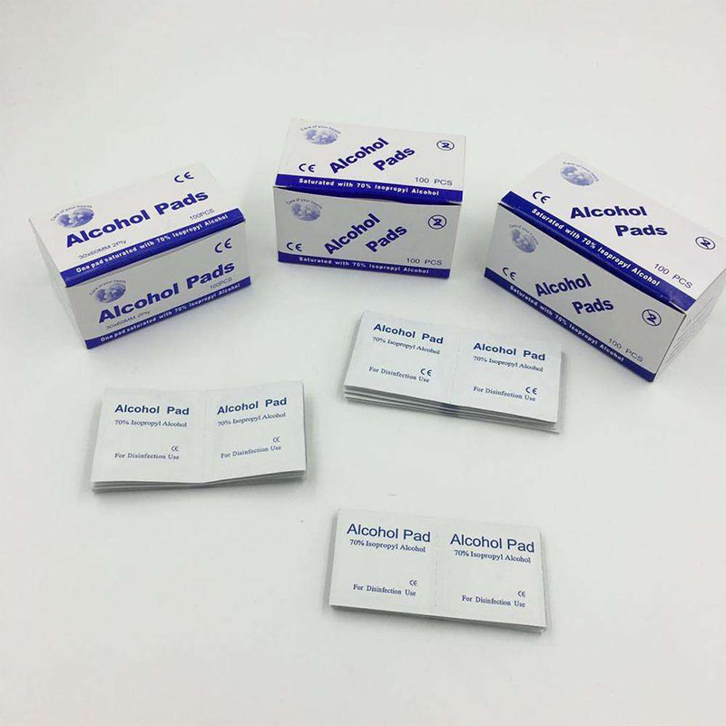 Alkoholos pamut törlőkendő